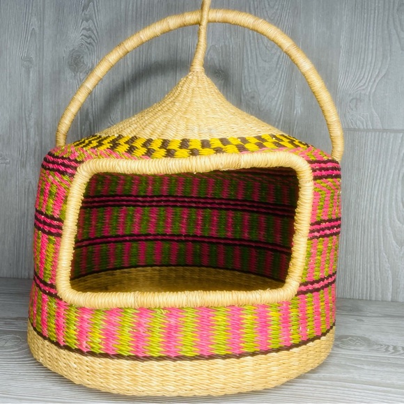 Large woven multicolor unique basket style cat bed decoration / home decor - Picture 4 of 11